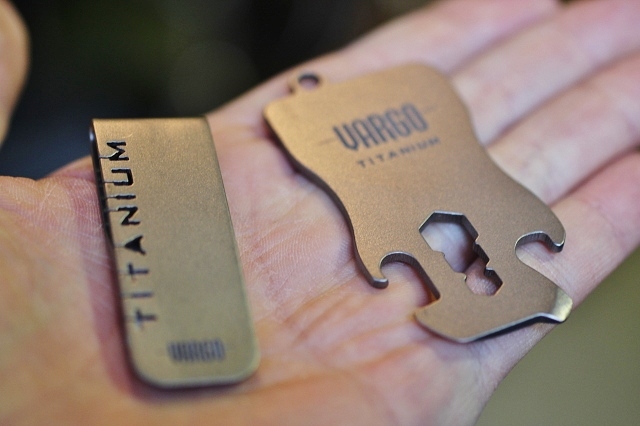VARGO Titanium Key Chain Tool＆Money Clip