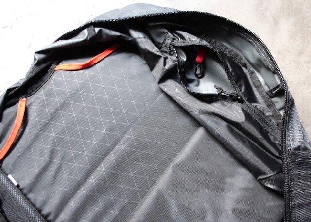 Black Diamond Stone 42 Duffel Pack