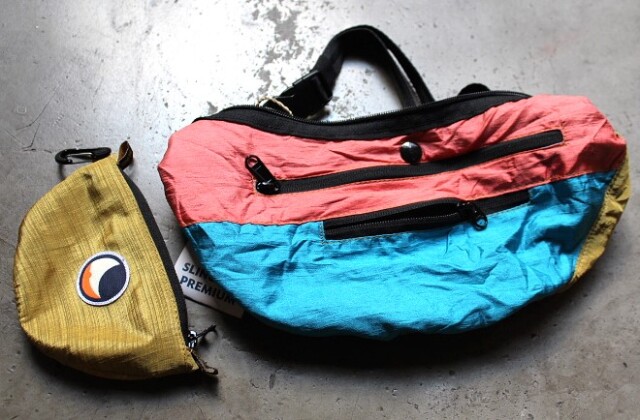 Ticket To The Moon SLING BAG プレミアム