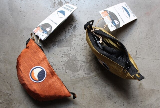 Ticket To The Moon SLING BAG プレミアム