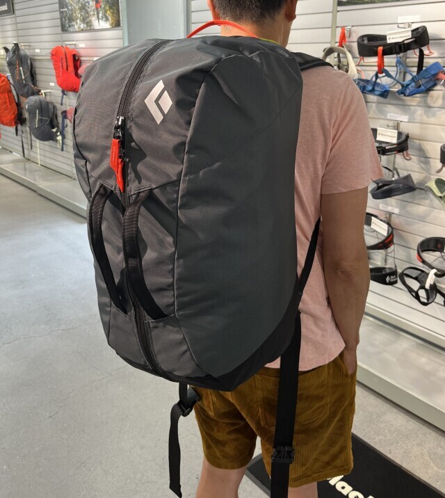 Black Diamond Stone 42 Duffel Pack